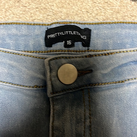 Pretty little thing ripped jeans - Picture 3 of 3